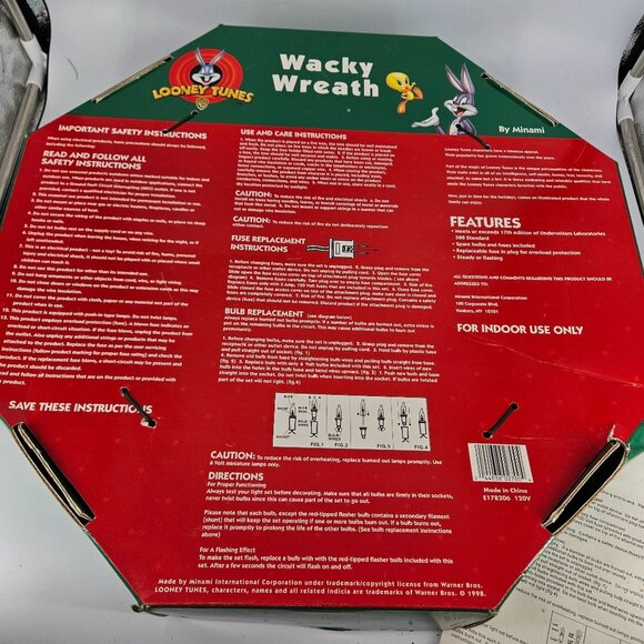 Looney Tunes Holiday Wreath Light Up Illuminated Wacky Warner Bros Christmas 20" - Picture 9 of 13